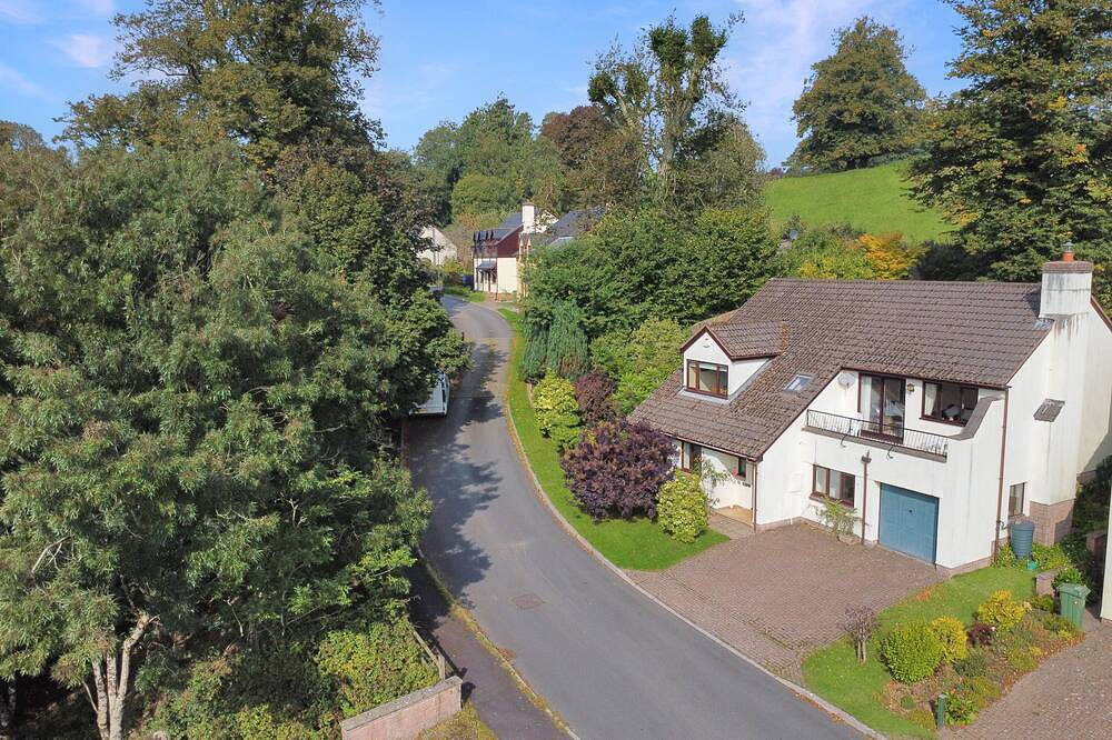 Glamping for 6 People in Dulverton, Exmoor