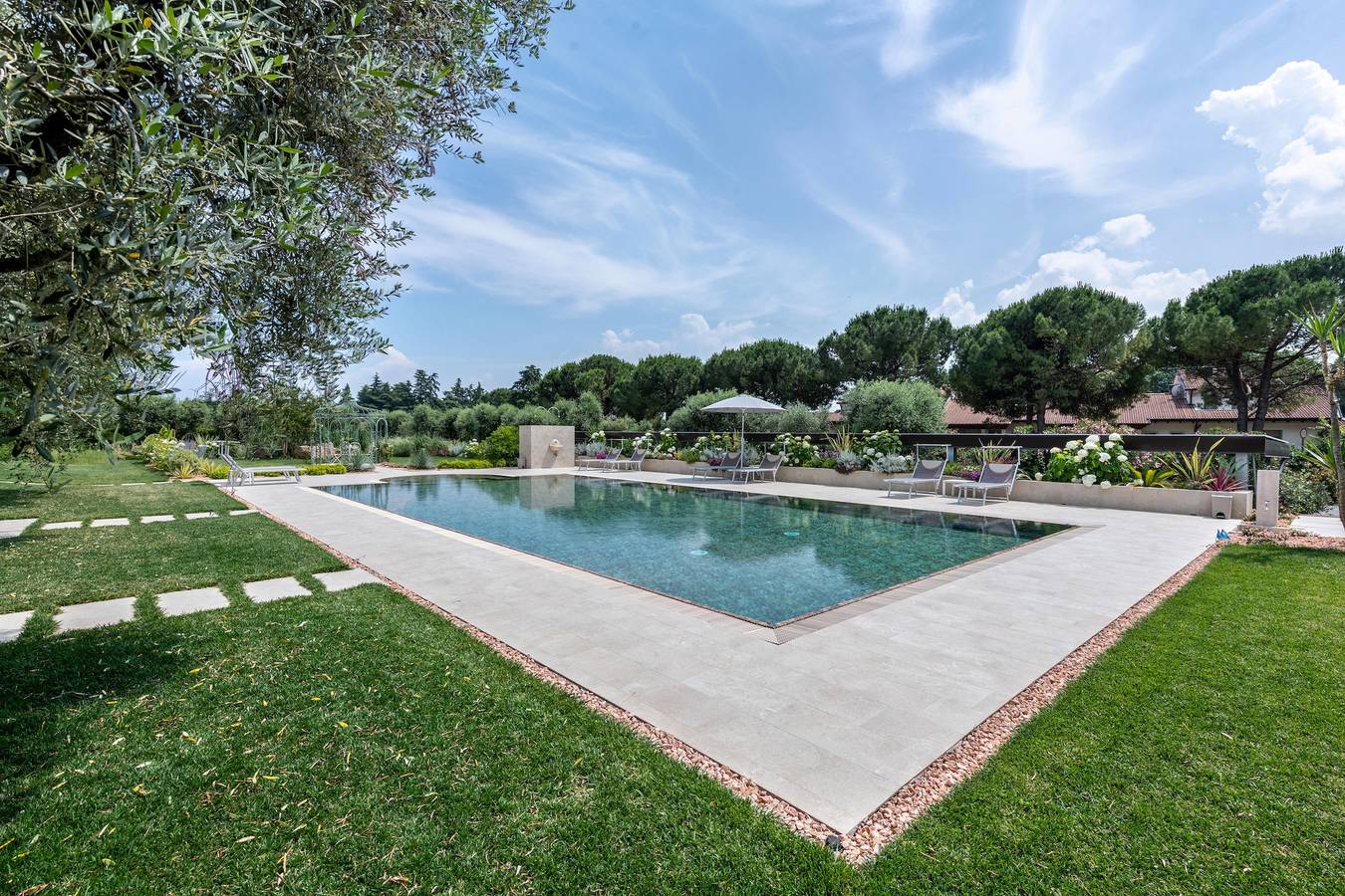 Ferienhaus 'Abaye 3 Chianti Charm' mit Seeblick, Wlan und Klimaanlage in Soiano del Lago, Gardasee-Berge