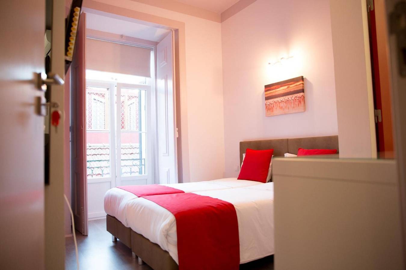 Zimmer 'Inn Chiado - Doppelzimmer 6' mit Balkon, Wlan und Klimaanlage in Santa Justa, Santa Maria Maior