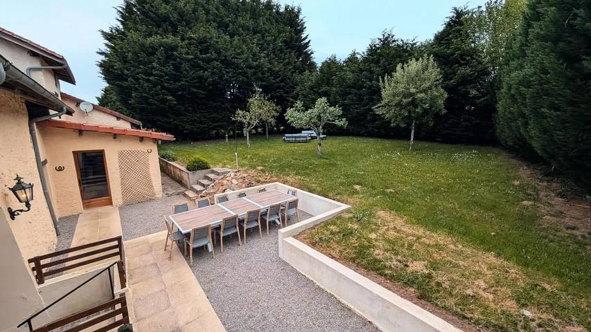 Gîte pour 12 personnes, avec jardin à Champsac - 3