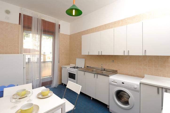 Gîte pour 4 personnes, avec balcon à Maiori - 3