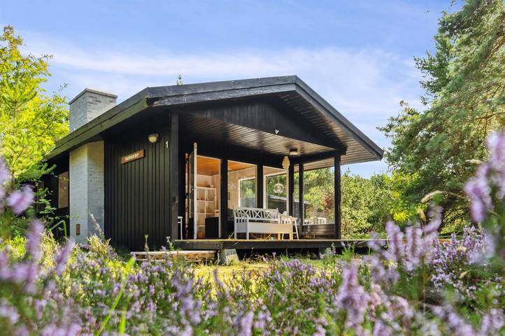 Feriehus for 4 personer, med terrasse - 1