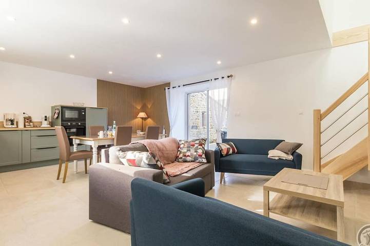 Gîte pour 7 personnes, avec jardin - 1