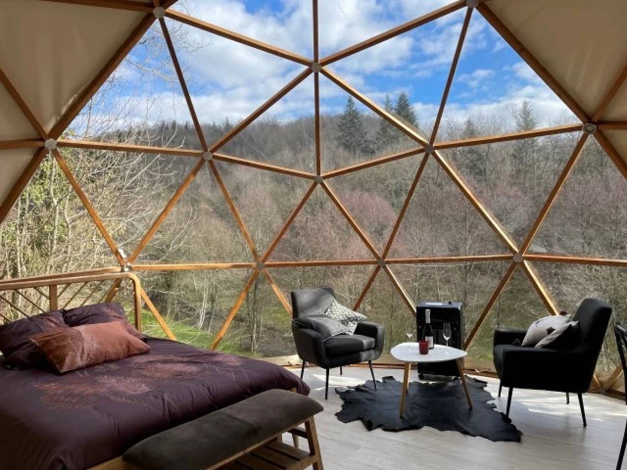 Tente pour 4 Personnes dans Saint-Constant-Fournoulès, Région d'Aurillac