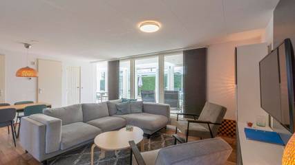 Ferienhaus für 4 Personen, mit Terrasse und Pool sowie Sauna und Garten, mit Haustier in Sint Maartensvlotbrug
