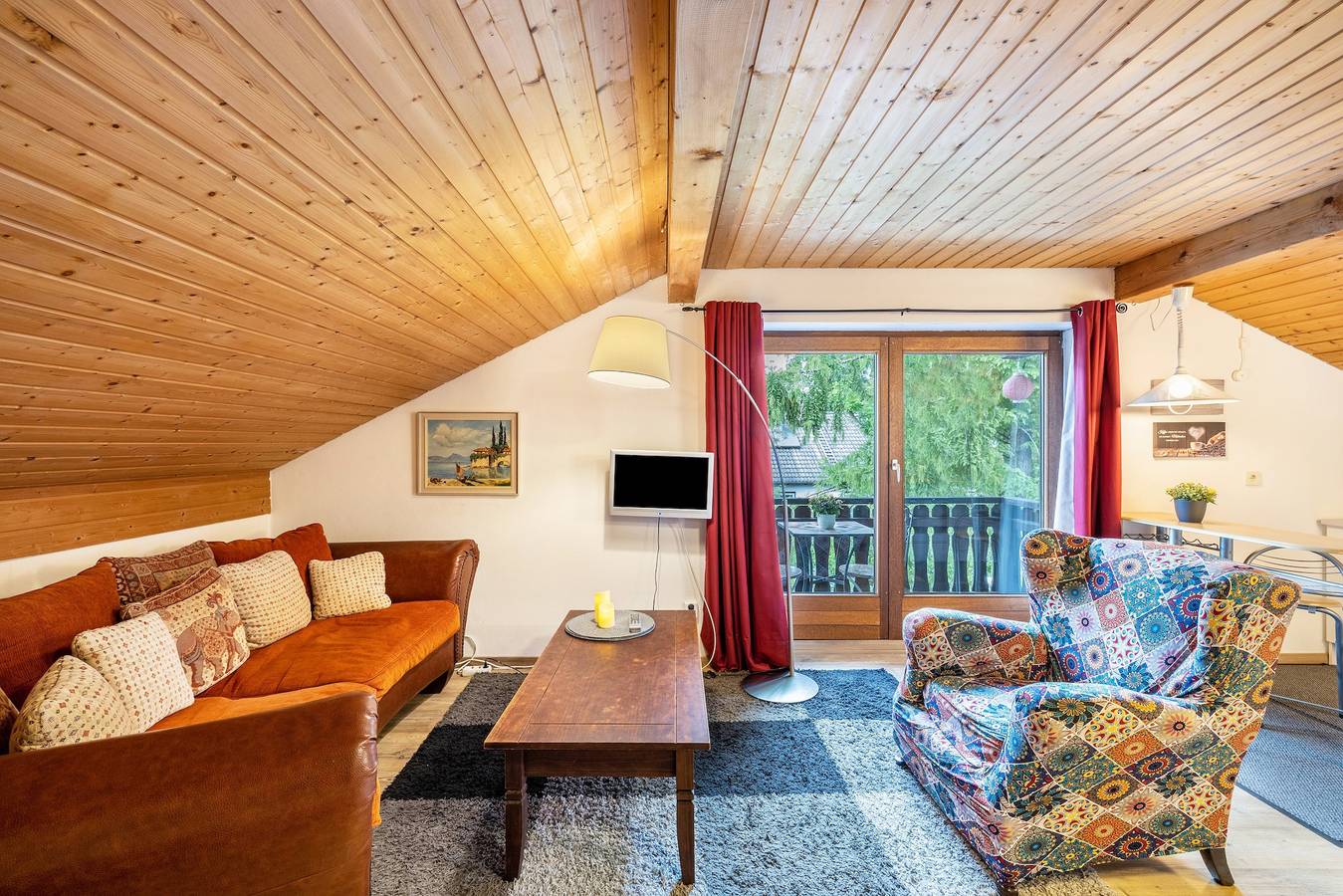 Apartamento entero, Apartamento vacacional 'Freudenthal Bernried' con balcón y Wi-Fi in Bernried, Lago de Starnberg
