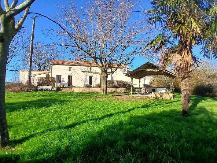 Location de vacances pour 10 personnes, avec jardin et vue dans Beaupréau-en-Mauges - 3