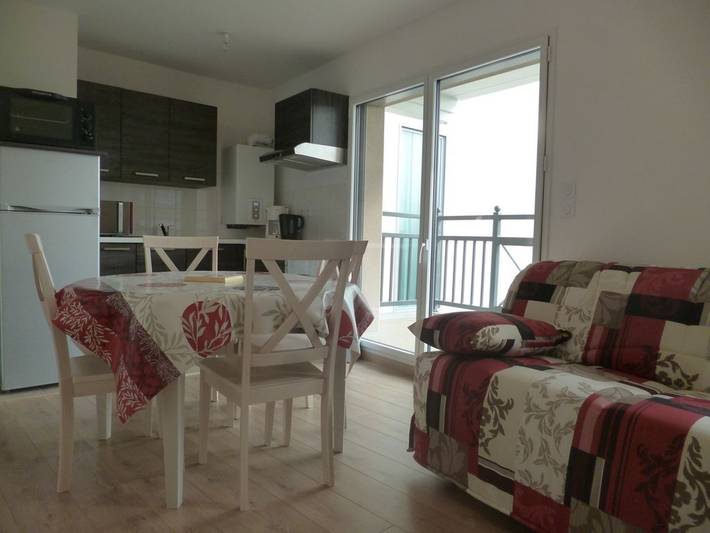 Gîte pour 4 personnes, avec jardin et balcon dans Plage du Prieuré - 2