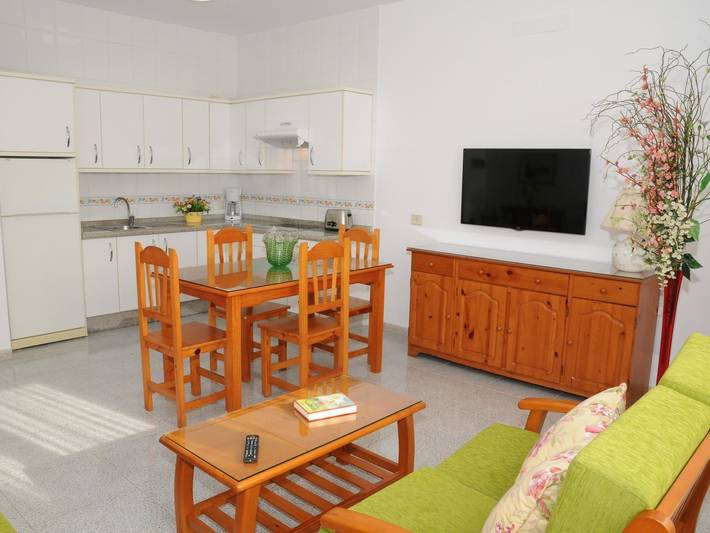Helles Appartement im Erdgeschoss in Vecindario, Santa Lucía de Tirajana