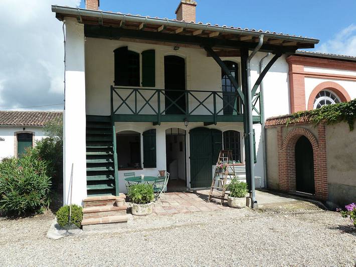 Gîte pour 5 personnes, avec terrasse et piscine à Villemur-sur-Tarn