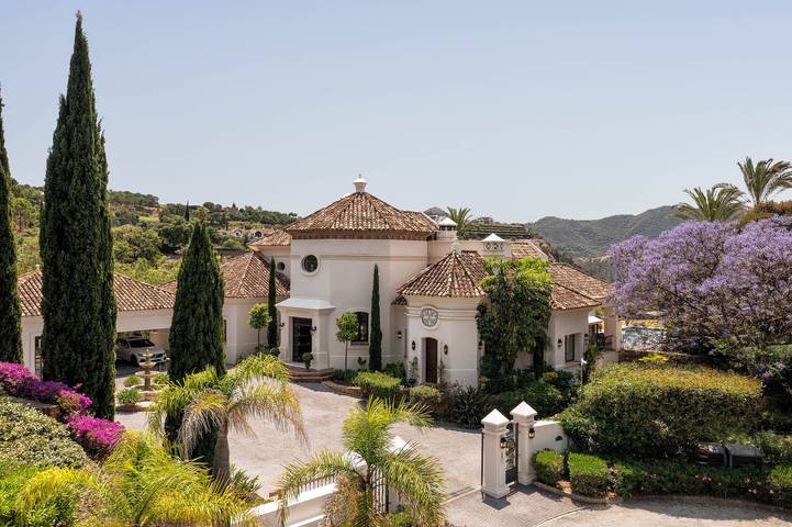 Villa für 14 Personen mit Balkon in Val de Guadalmina, Benahavís