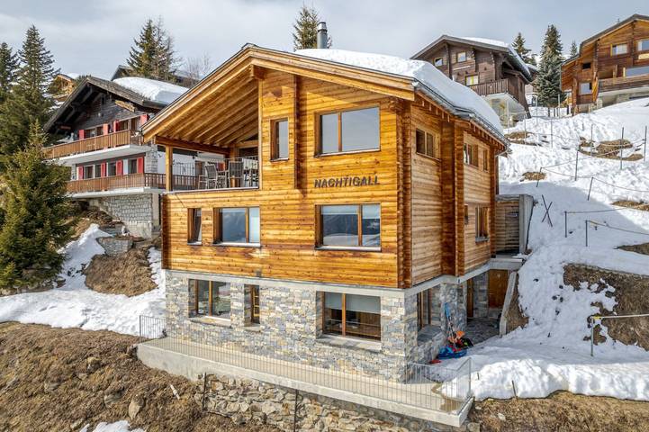 Ferienwohnung für 4 Personen, mit Balkon und Balkon/Terrasse sowie Terrasse und Ausblick in Bettmeralp