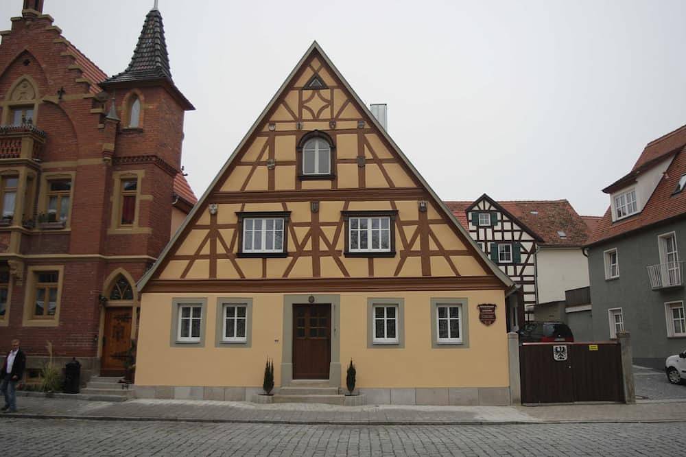 Ganze Wohnung, Zeppelin - Ferienwohnungen am Holzmarkt in Bad Windsheim, Steigerwald