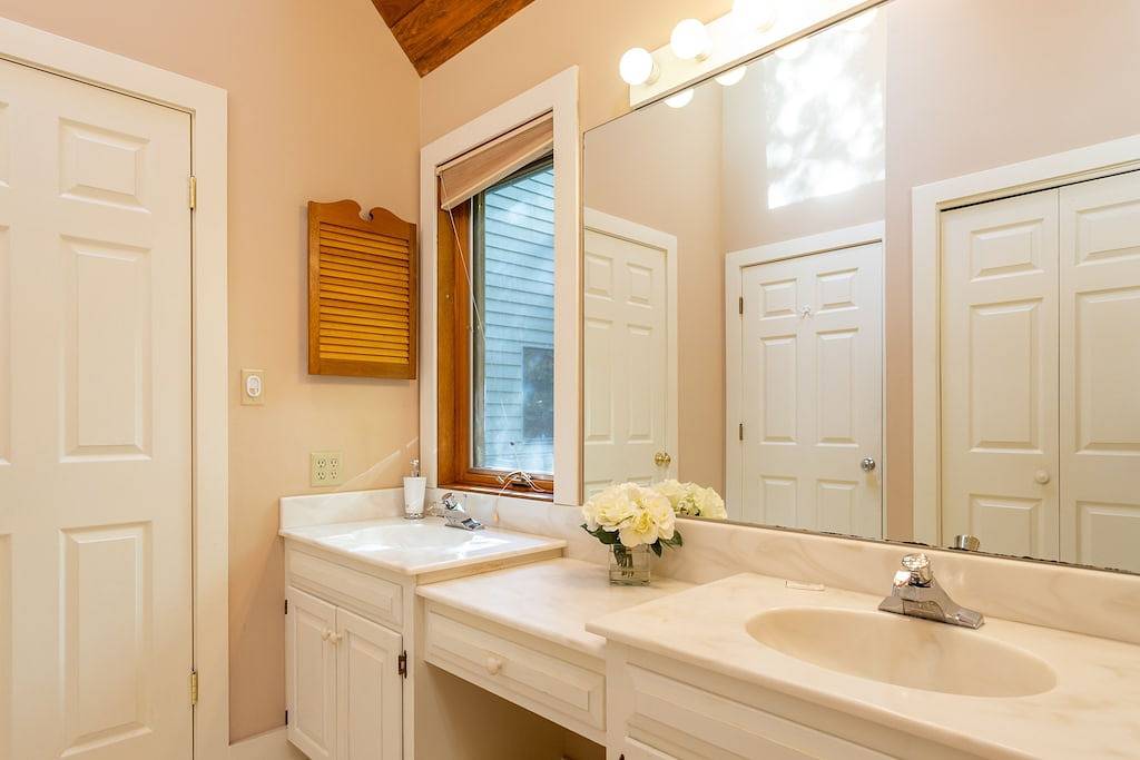 Gedenkwochenende verfügbar - Luxushaus am Berg mit Resortmitgliedschaft in Wintergreen, Nelson County