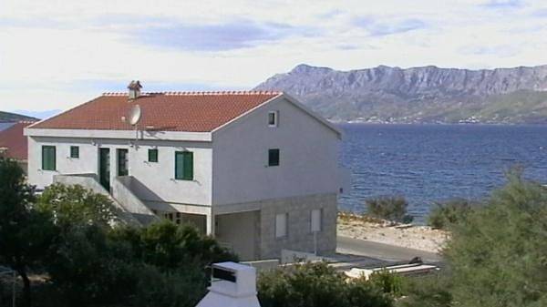 Ganze Wohnung, Ferienwohnung in Povlja mit Meerblick, Terrasse, Klimaanlage, W-Lan (4936-1) in Povlja, Brac