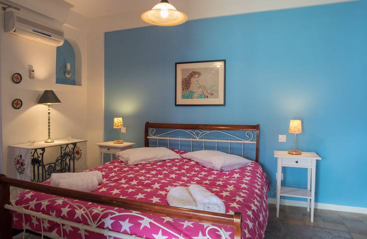 Ferienwohnung für 3 Personen, mit Balkon und Meerblick in Zakynthos Stadt - 2
