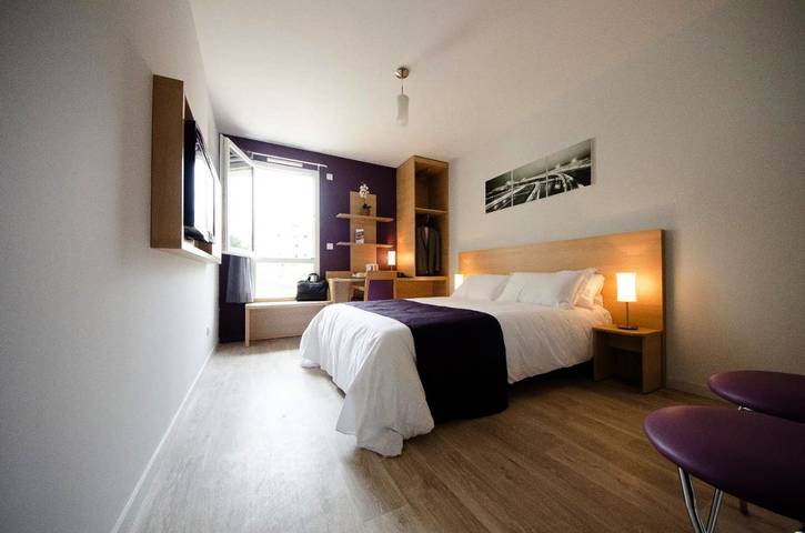 Hôtel pour 2 personnes à Saint-Priest - 3