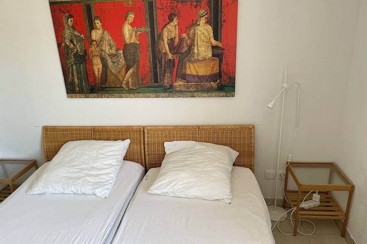 Location de vacances pour 8 personnes, avec jardin et terrasse ainsi que piscine et jacuzzi à La Môle - 2