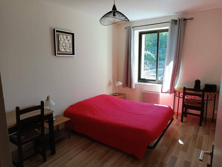 Hôtel pour 2 personnes, avec vue et terrasse, animaux acceptés à Alzon - 2