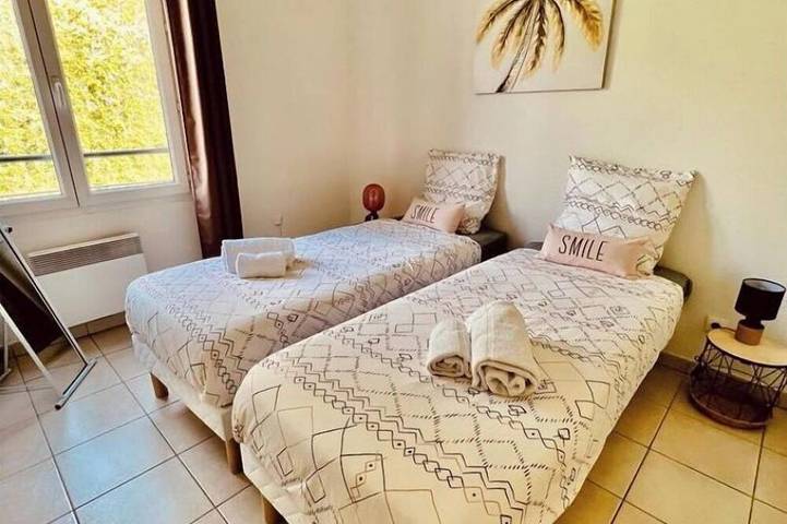 Gîte pour 6 personnes, avec balcon à Caluire-et-Cuire - 4