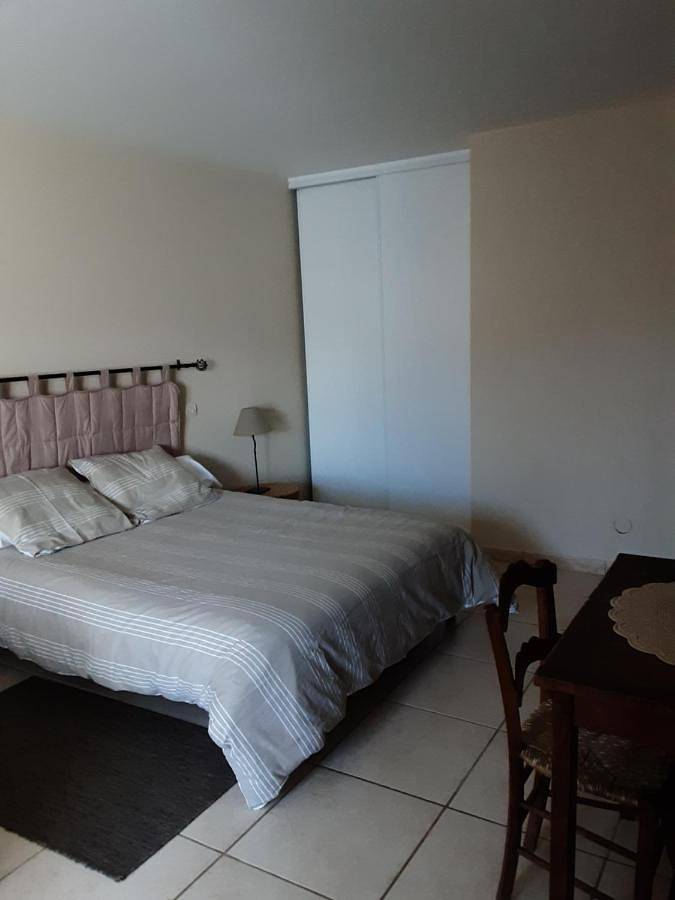 Location de vacances pour 3 personnes, avec vue et jardin à Saillagouse - 4