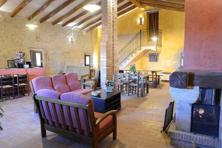 Casa rural para 18 personas, con Balcón y Terraza además de Jardín y Piscina en Ventalló