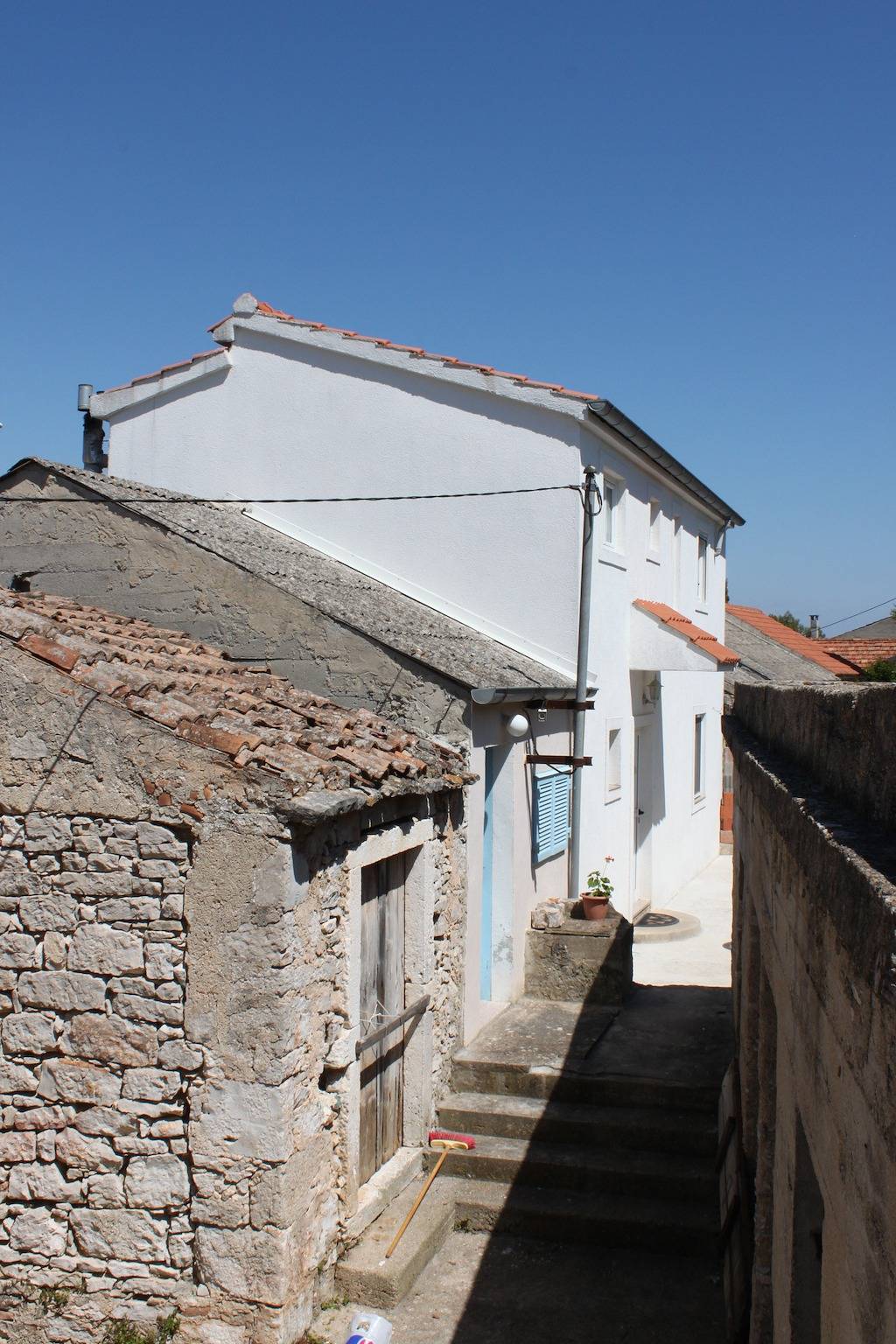 Ganze Wohnung, 1-Zimmer-Ferienwohnung am Strand Mali Iz, Iz A-6163-b in Zadar (Kommun), Iz