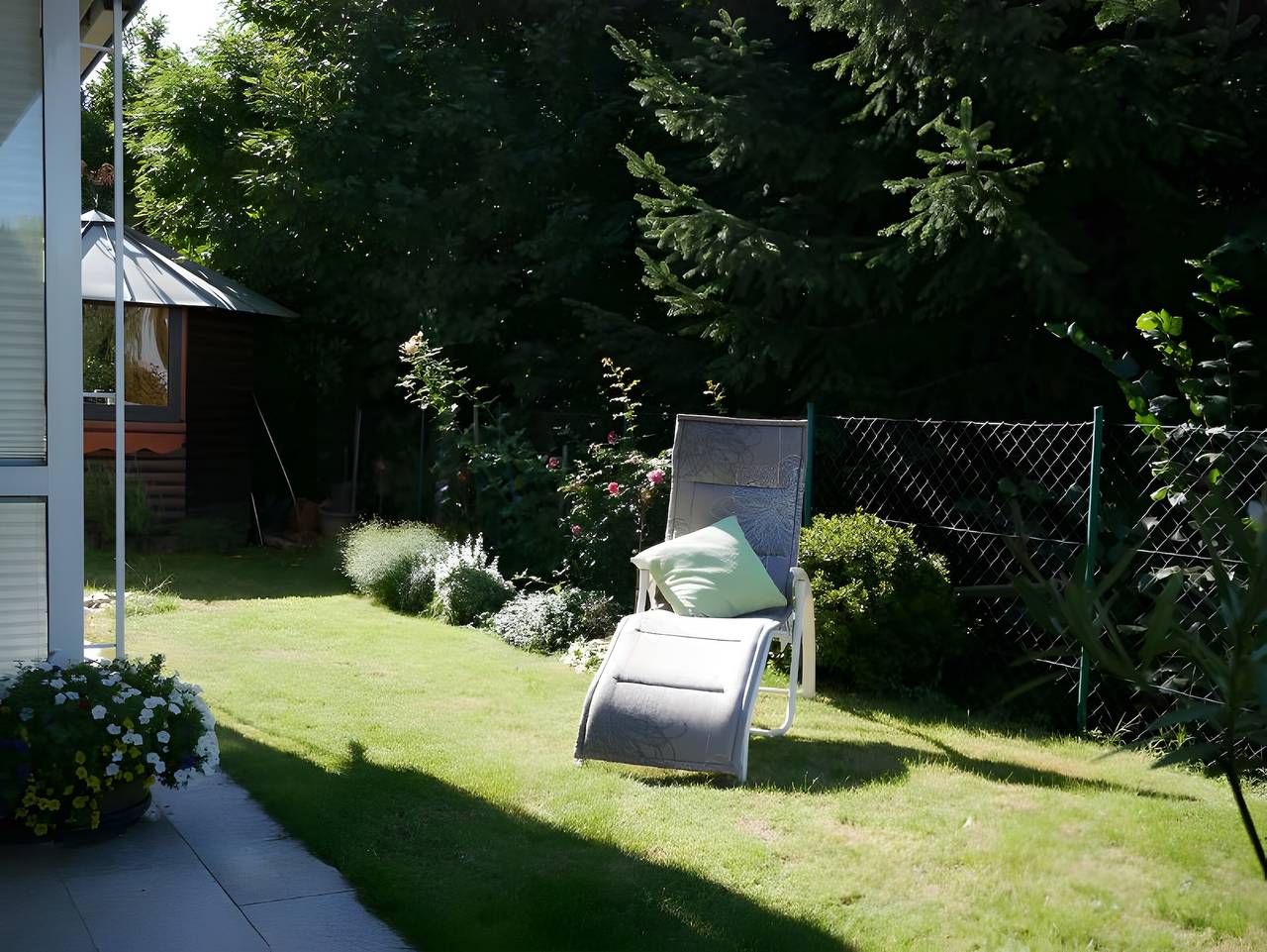 Ganze Wohnung, Ferienwohnung 1 mit Garten und Wlan in Lauf, Mittlerer Schwarzwald