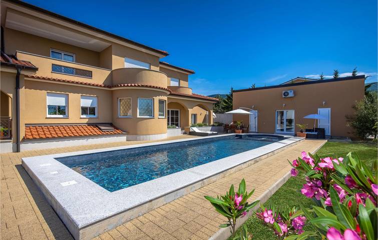 Bungalow für 4 Personen, mit Terrasse in Kvarner Bucht