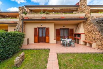 Gîte pour 5 personnes, avec terrasse et jardin dans San Giovanni Sardinia