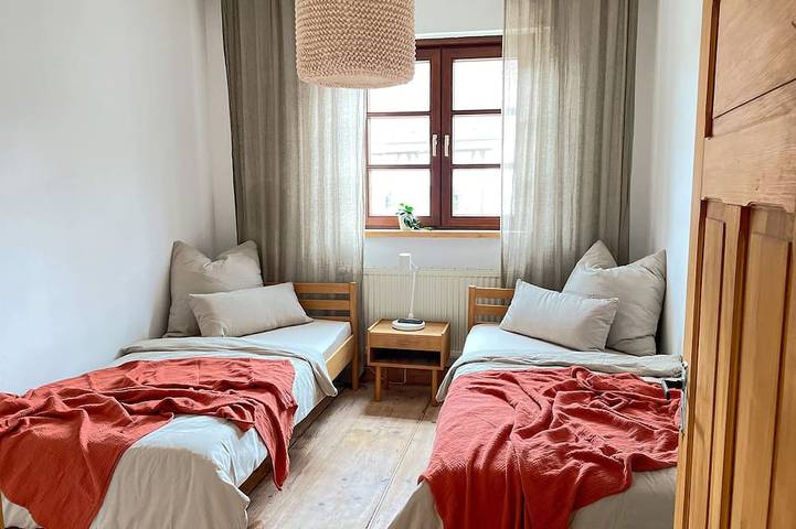 Ganze Wohnung, Ferienwohnung Ava- Heiligkreuztal für 2-6 Personen in Altheim, Landkreis Biberach