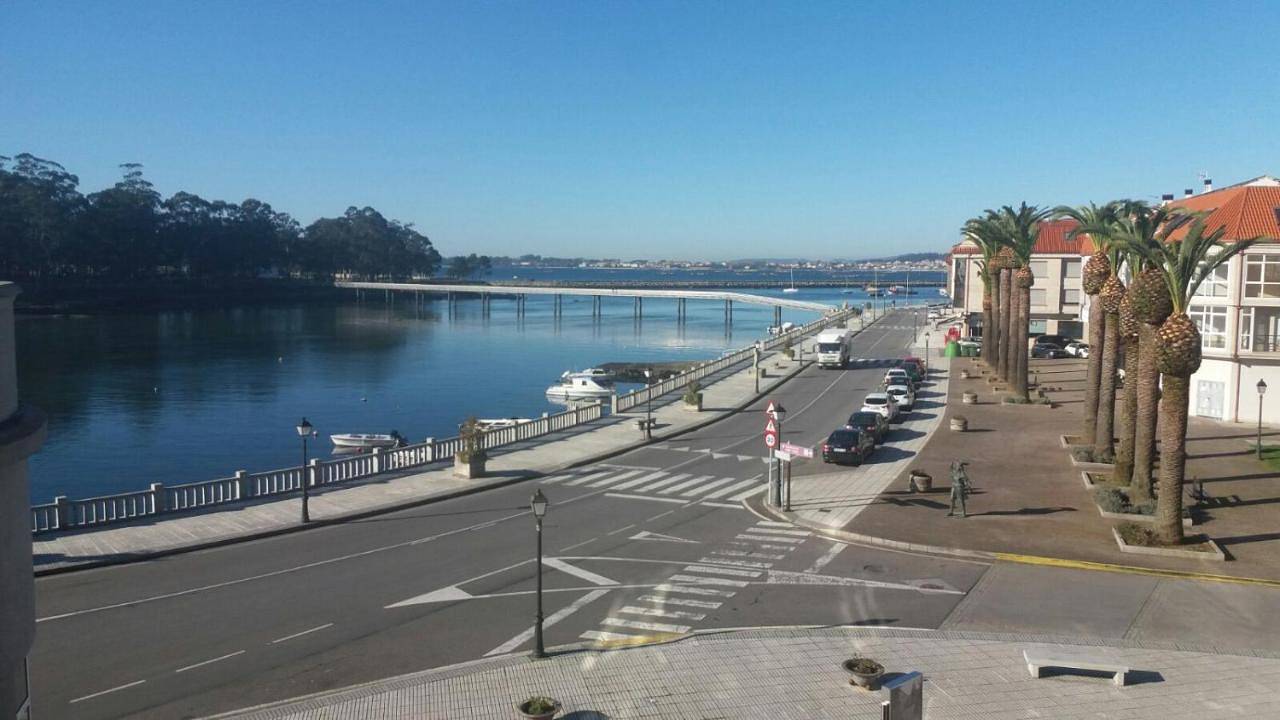 Apartamento entero, Apartment with Sea View in Villanueva de Arosa, Rias Baixas
