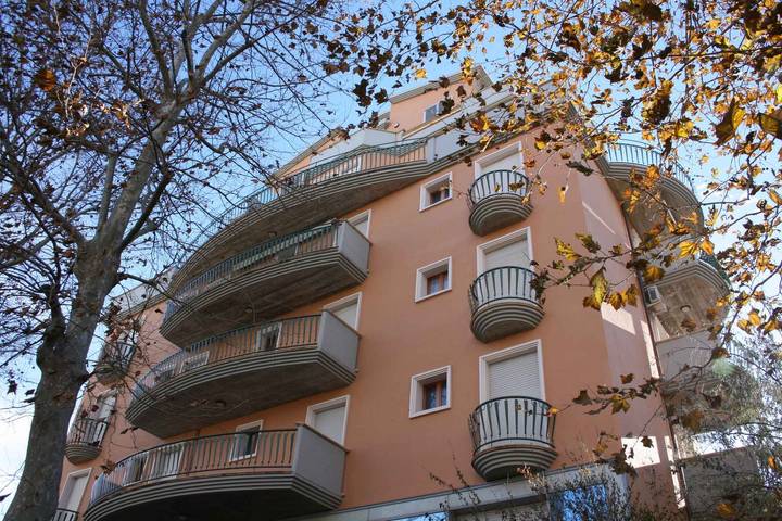 Appartamento intero, Appartamento con balcone  in Fogliano Marina, Riccione