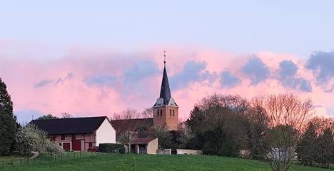 Gîte pour 2 personnes, avec jardin ainsi que vue et terrasse à Pierre-de-Bresse