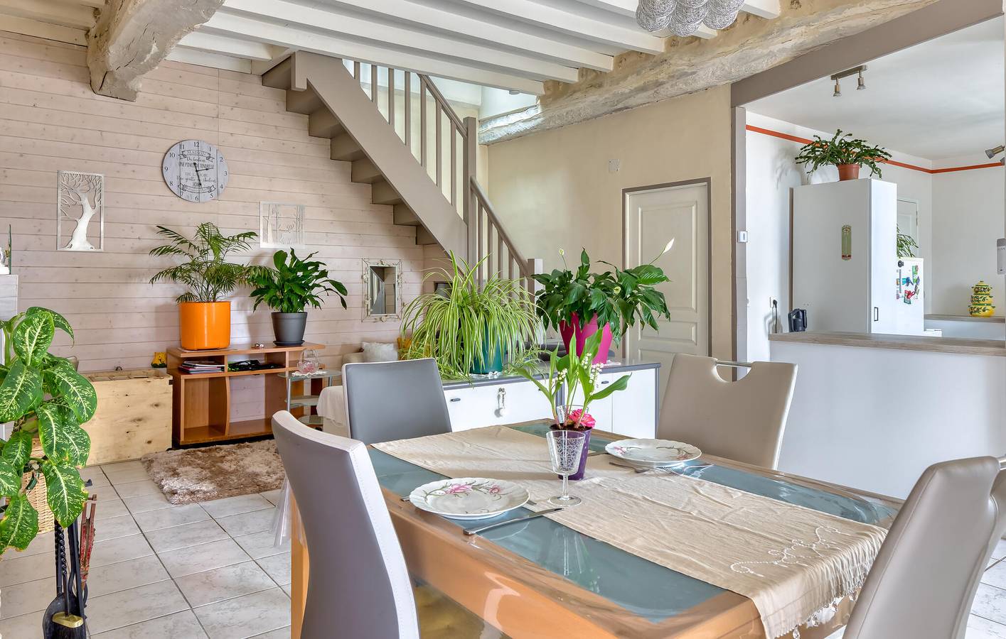 Appartement confortable avec parking et WiFi à 2 km de L'Hôme-Chamondot in Tourouvre, Parc naturel régional du Perche