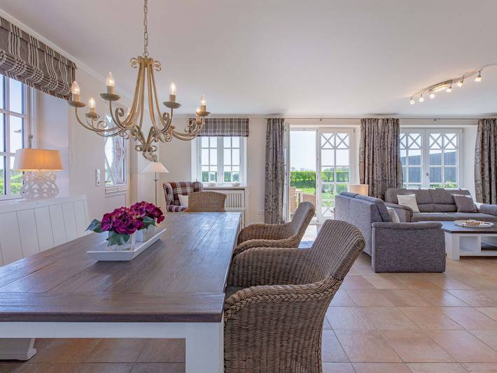 Ferienhaus für 6 Personen, mit Sauna und Terrasse sowie Garten in Borgsum - 3