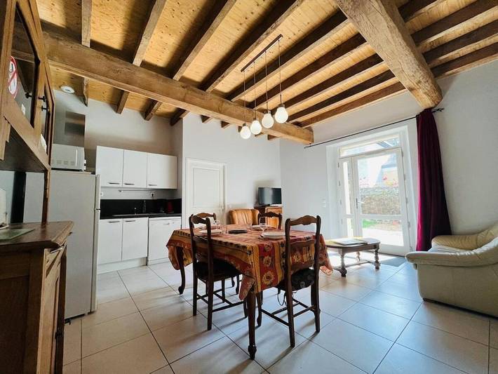 Location de vacances pour 4 personnes, avec terrasse à Avrillé - 2