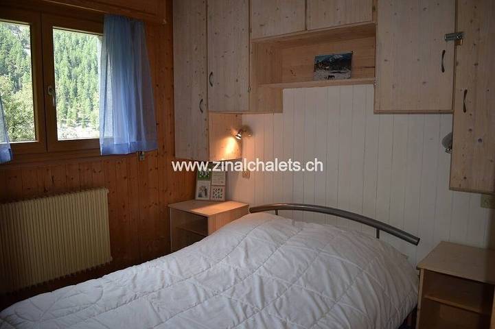 Ganze Wohnung, Wohnung im Gebäude in Zinal - 1 Schlafzimmer mit 1 Doppelbett (140x200) - 1 Schlafzimmer mit 2 Etage in Ayer (Anniviers), Anniviers