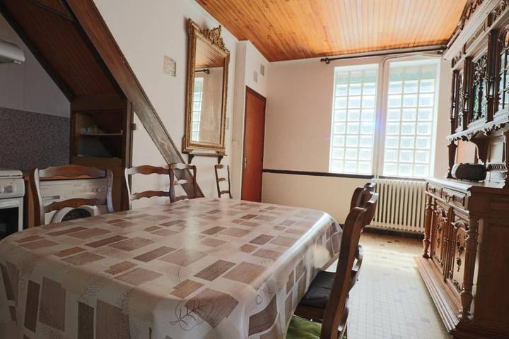 Gîte pour 4 personnes, avec terrasse et jardin dans Gare De La Bourboule - 4
