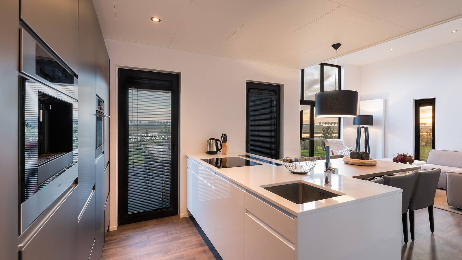 Summio Vakantiepark Zeedijk — Bungalow 4C in Herkingen, Goeree-Overflakkee