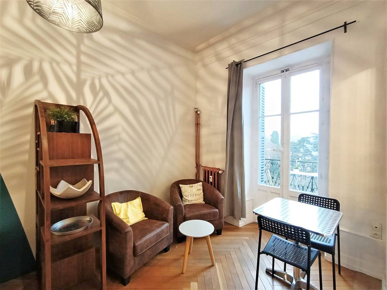 Studio entier, Studio élégant, confortable avec Wifi, proche parc in Aix-les-Bains, Région de Chambéry
