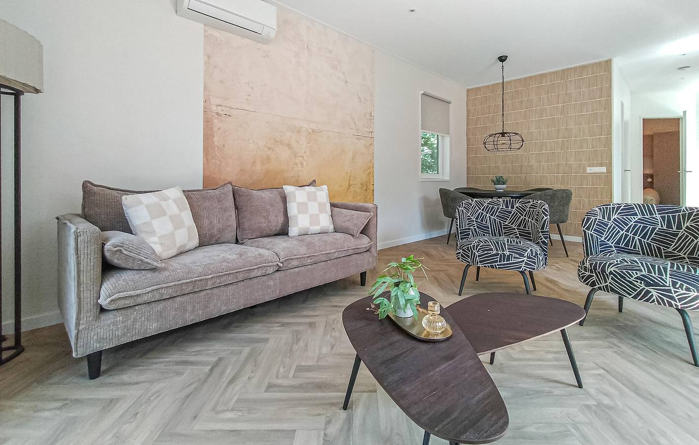 Ferienhaus für 4 Personen mit Garten in Oosterwolde, Friesland