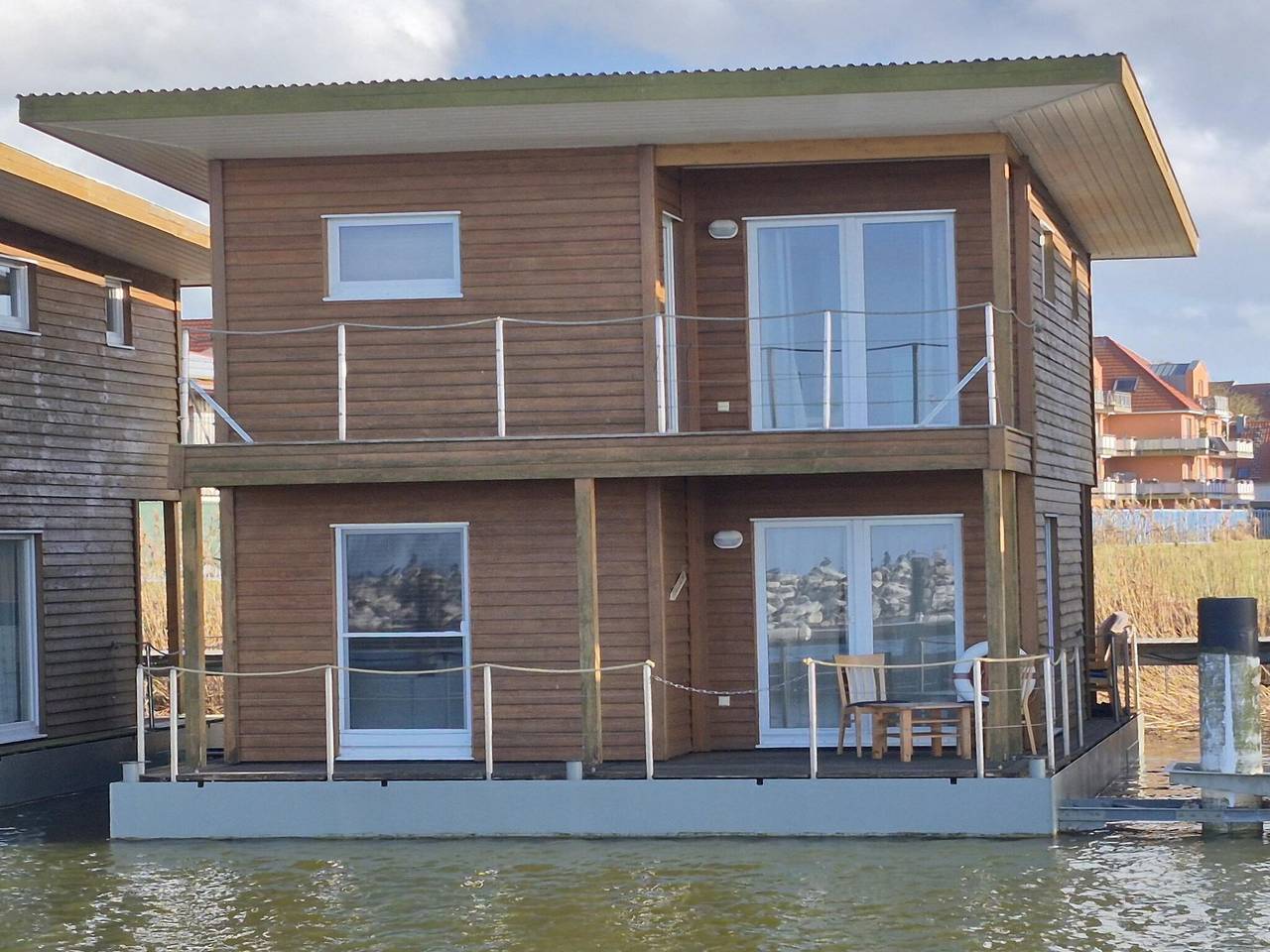 Hausboot in Barth am Barther Bodden in Barth, Vorpommern-Rügen