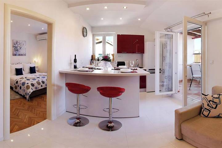 Apartamento entero, Apartamento de lujo con terraza en el centro de Split in Split, Condado de Split-Dalmacia