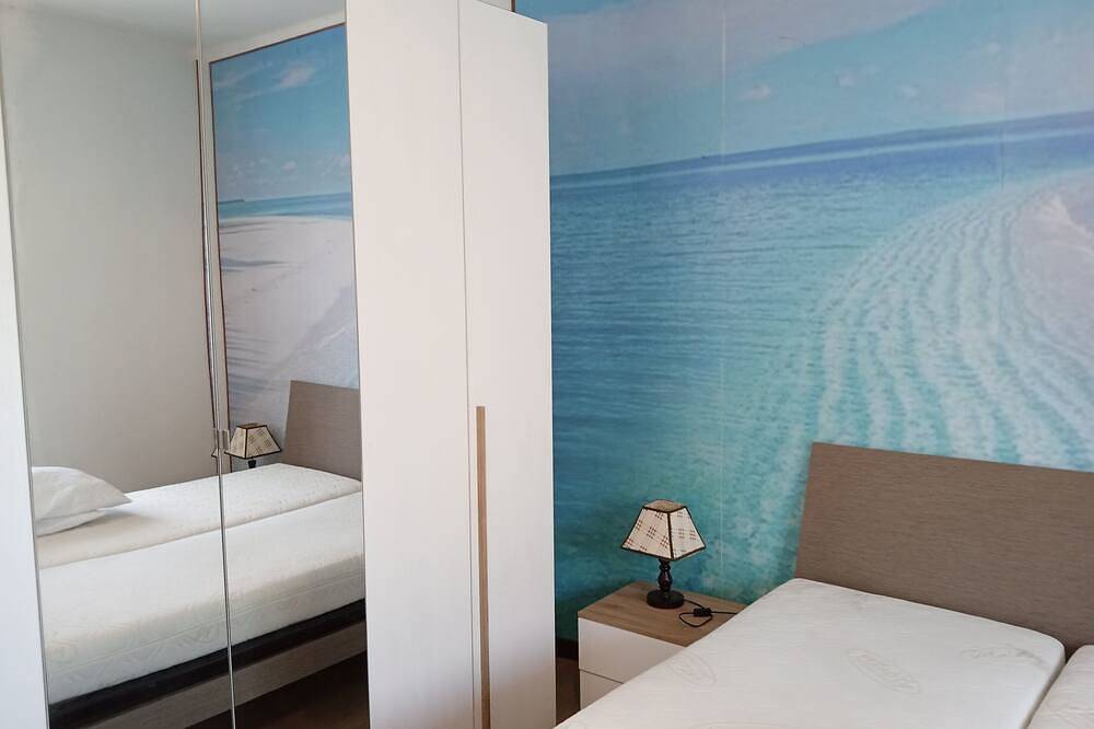 Entire apartment, Entire apartment from Casavito Trani in Trani, Via Francigena