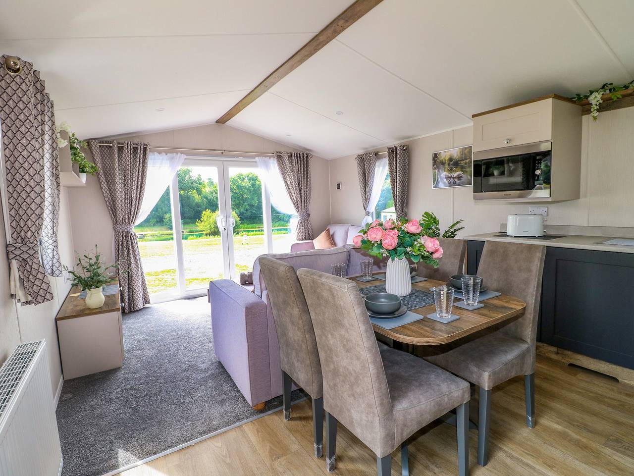 Woodpecker Lodge in Heart of England