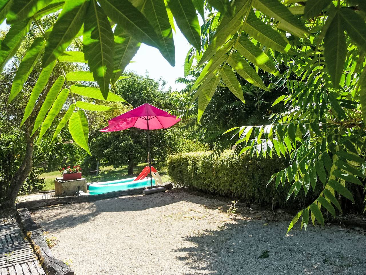 Appartement entier, Domaine "Chez Marianne" mit Privatparkplatz in Villers-en-Haye, Toul
