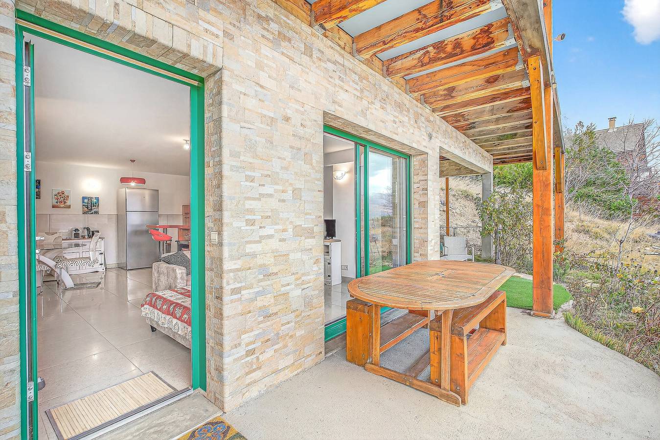 Casa de vacaciones 'Un Coin De Paradis À Puy Sanières' con vistas al lago, terraza privada y Wi-Fi in Puy-Sanières, Parque Nacional de los Ecrins