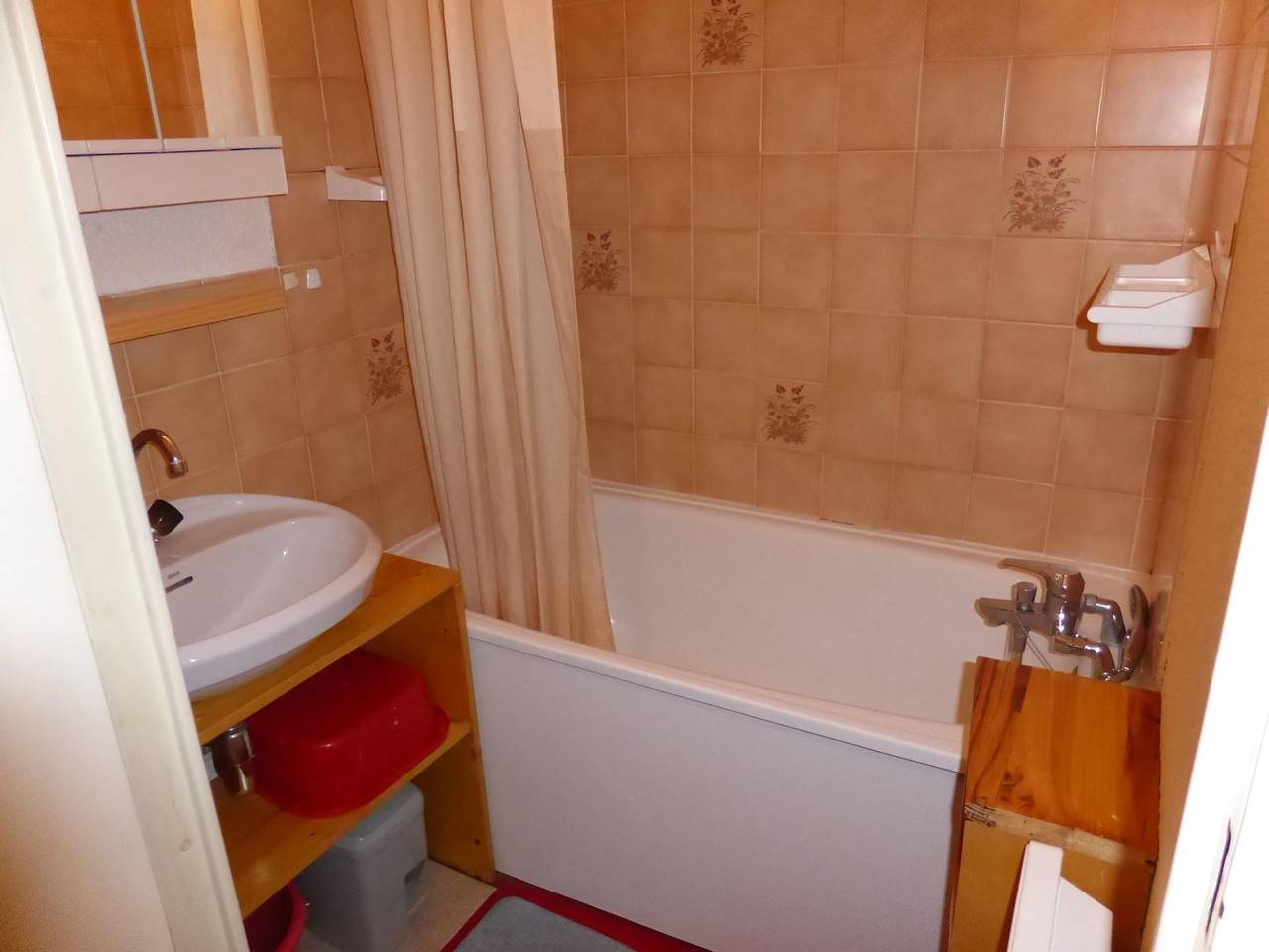 Studio entier, Résidence la Borgia - Studio cabine 4 personnes (B66) in Les Contamines-Montjoie, Pays du Mont-Blanc
