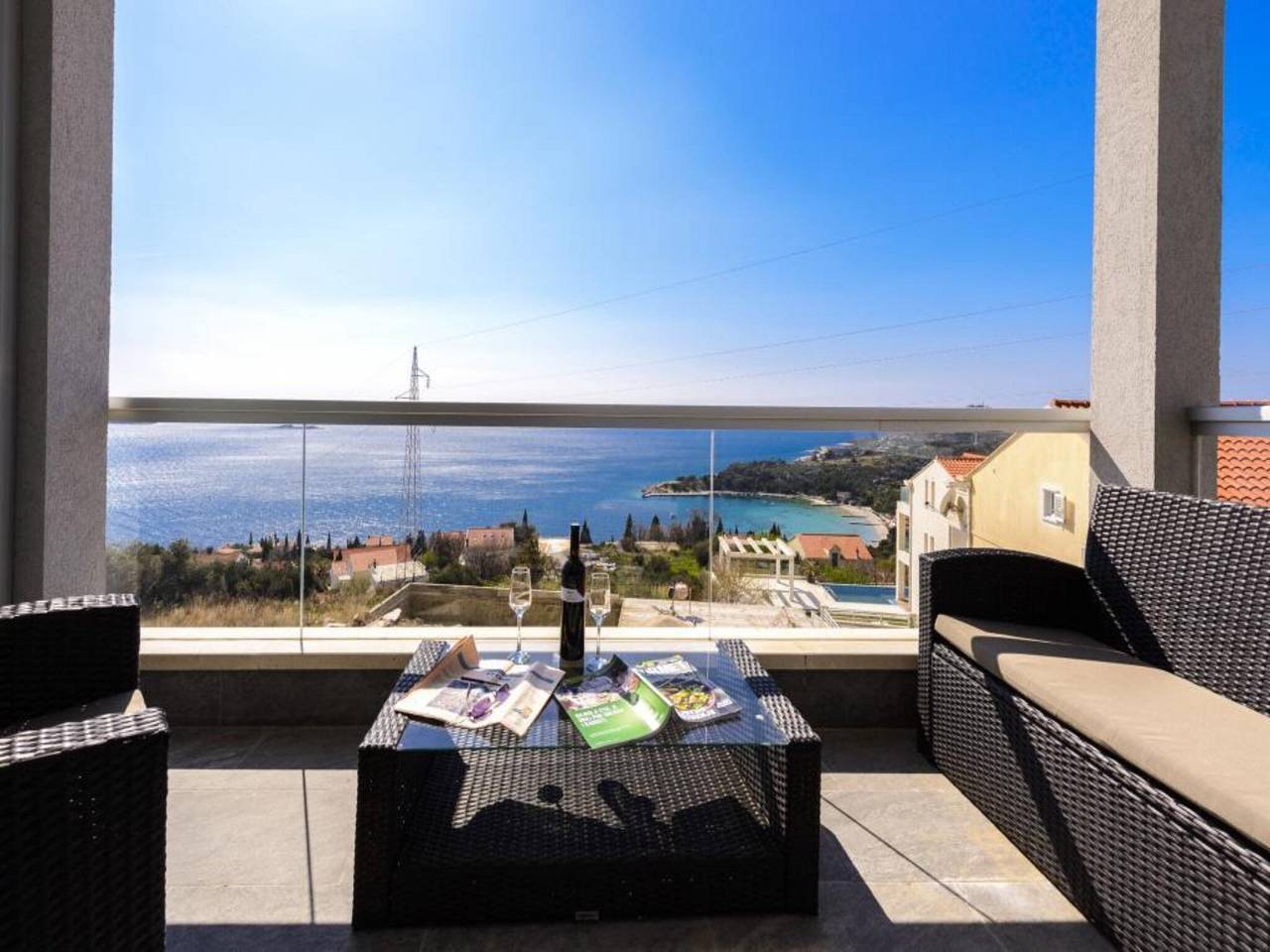 Ganze Wohnung, Apartment Lavilla - Two Bedroom Apartment with Balcony and Sea View (Žuti) in Mlini, Dubrovnik-Neretva